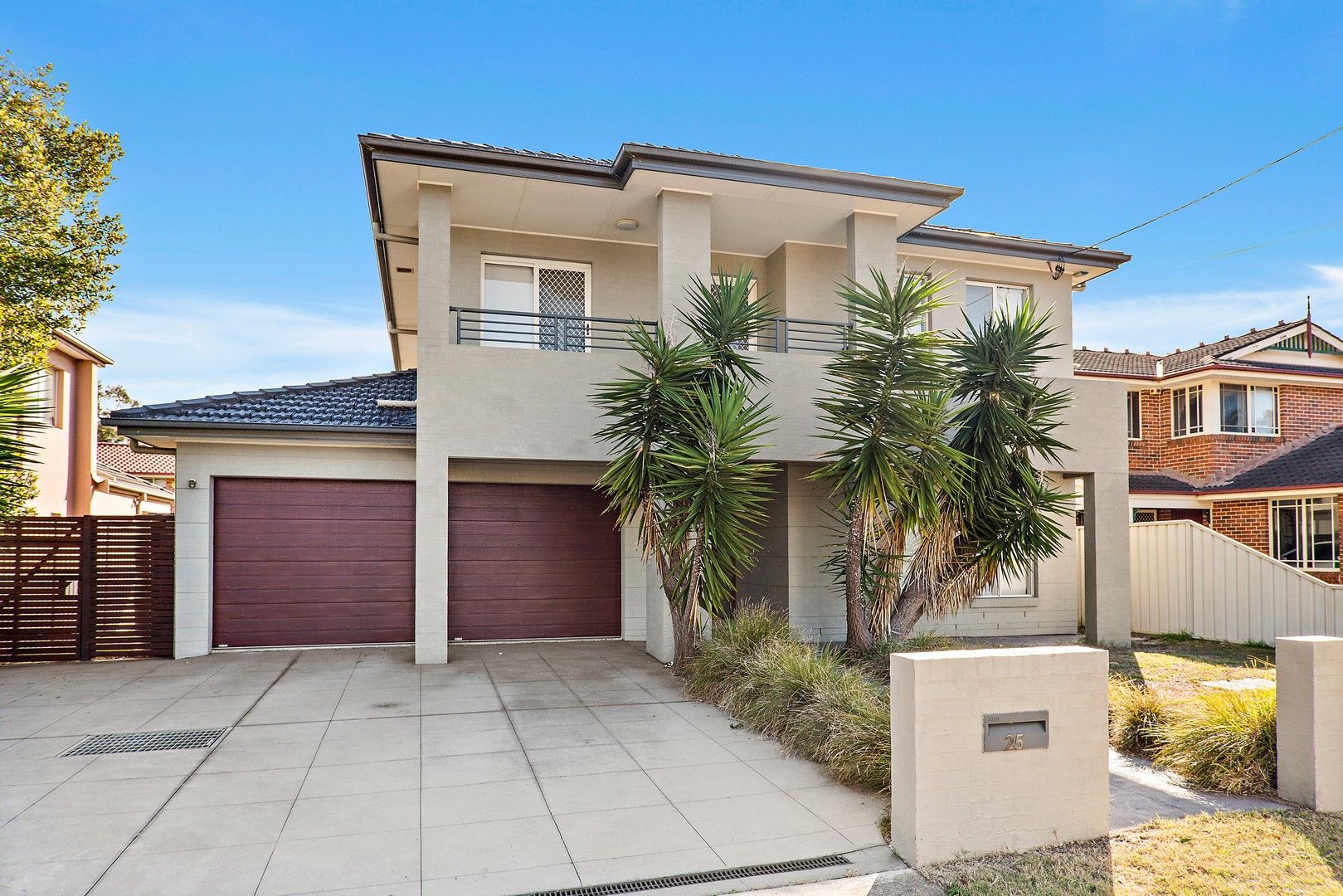 4 bedrooms House in 25 Cassilis Street MONTEREY NSW, 2217