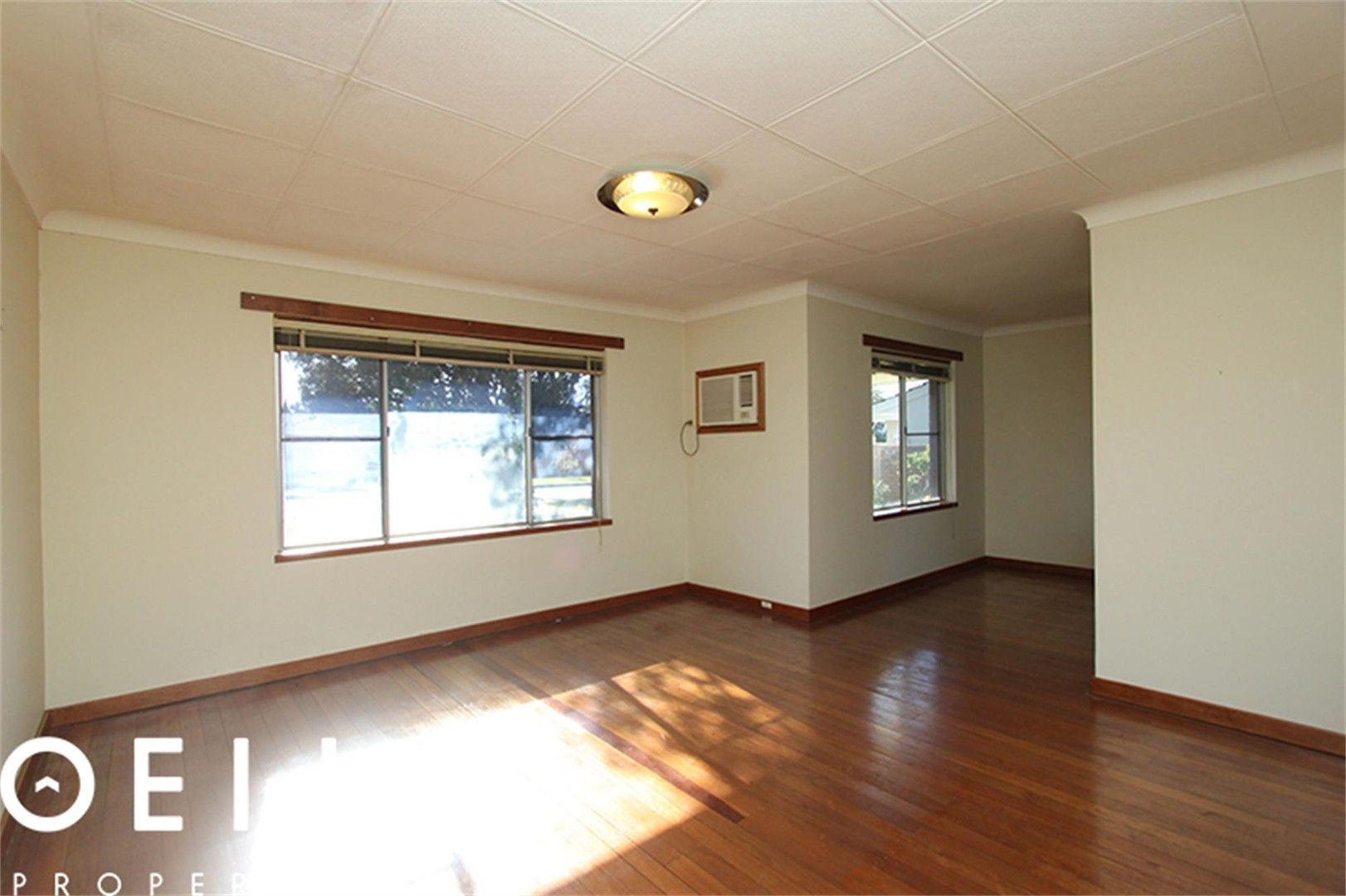 3 bedrooms House in 2 Baxter Place DIANELLA WA, 6059