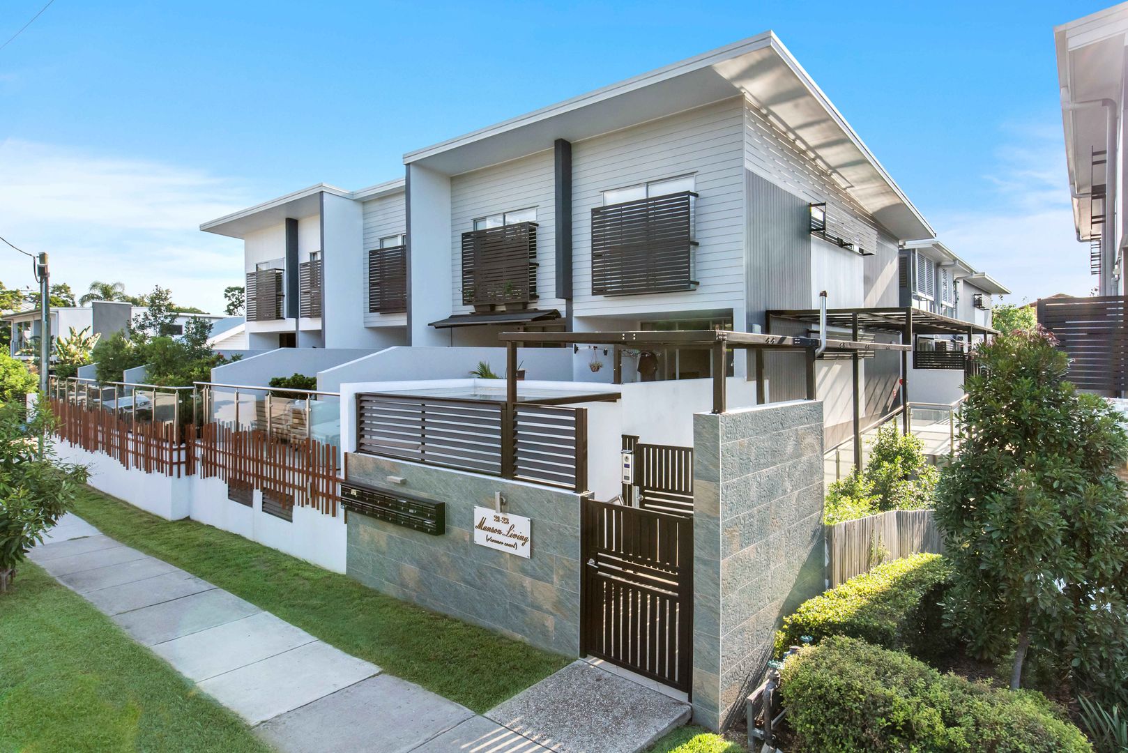 11 23 Manson Parade Yeronga Qld 4104 Townhouse For Sale