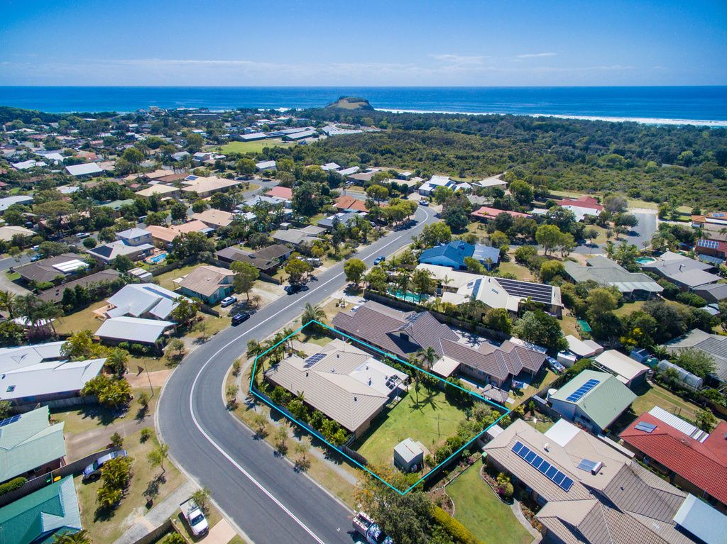 61 Ti Tree Avenue, Cabarita Beach NSW 2488, Image 0