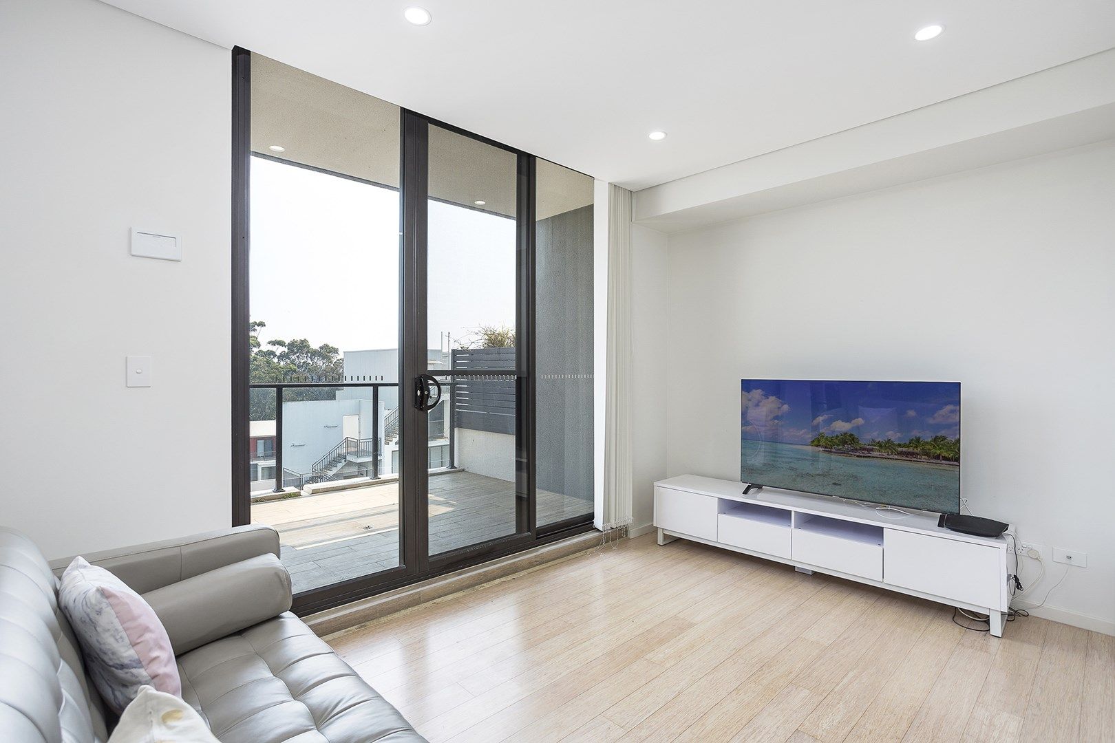 1 bedrooms Studio in 44/90 Bay Street BOTANY NSW, 2019