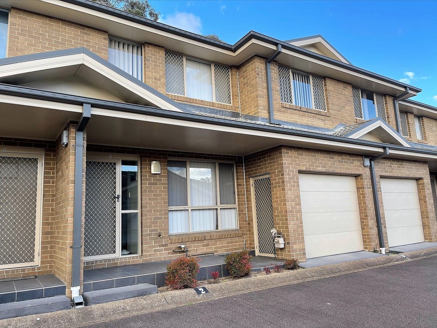 2/2022 Molly Drive, East Maitland NSW 2323 Apartment For Rent