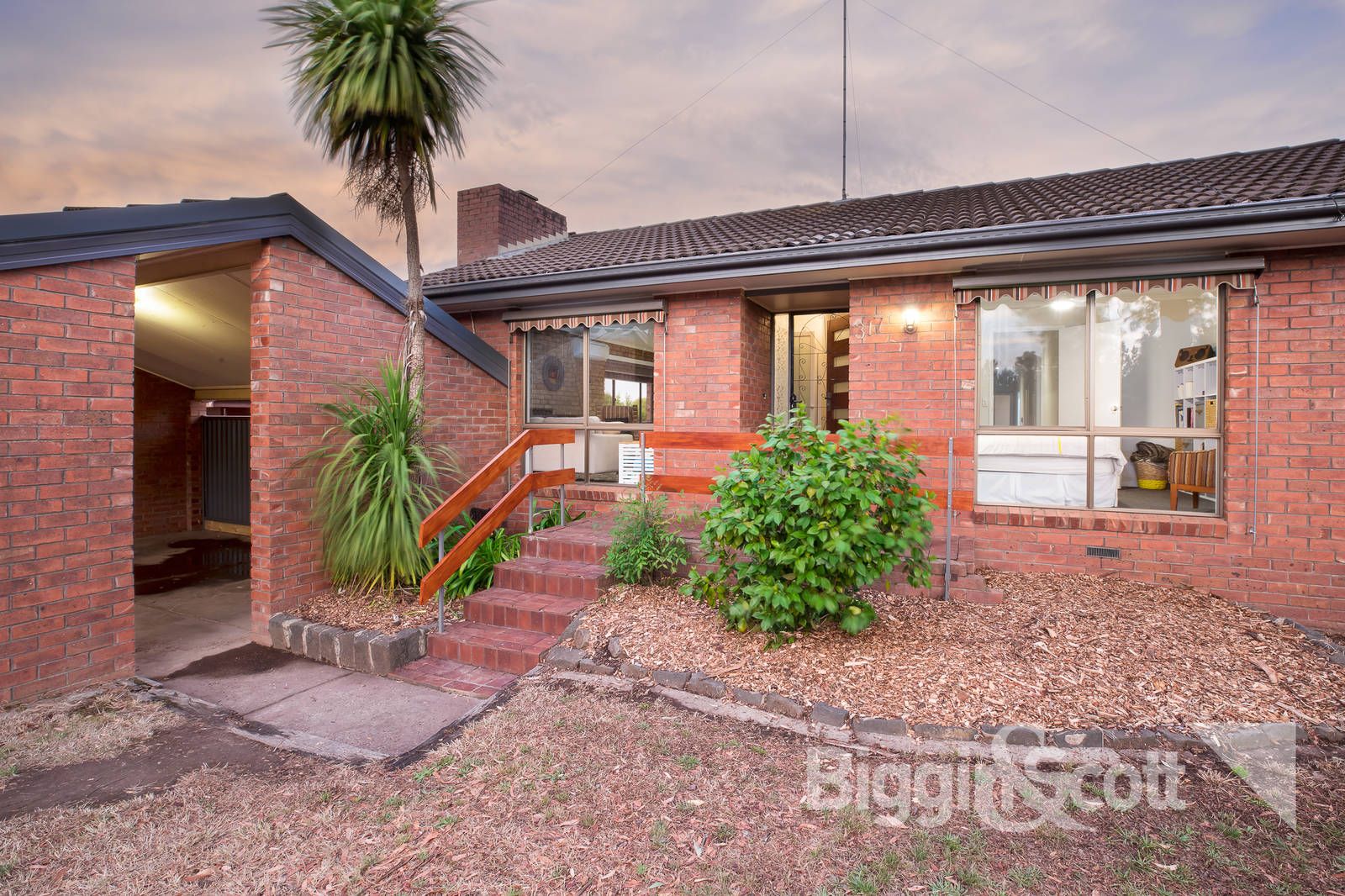 317 Tinworth Avenue, Mount Clear VIC 3350, Image 0