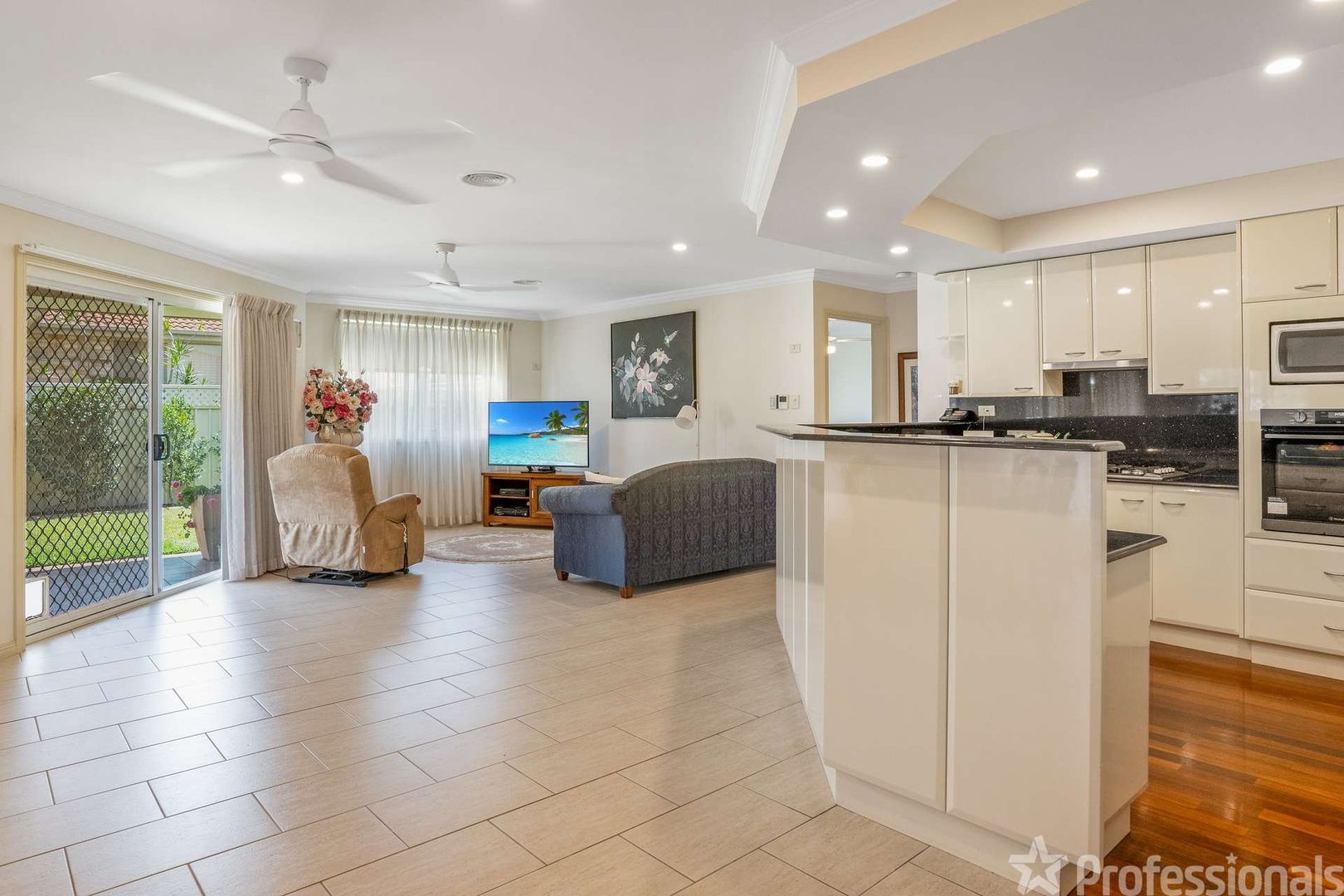 1 Serrata Court, Tuncurry NSW 2428, Image 1