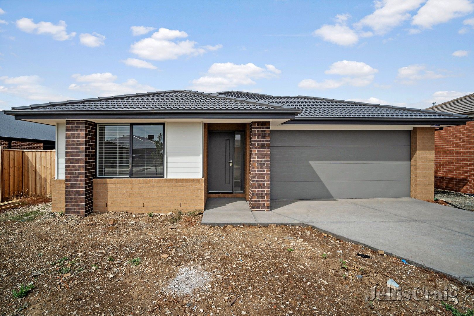 4 bedrooms House in 37 Snowbird Road WINTER VALLEY VIC, 3358