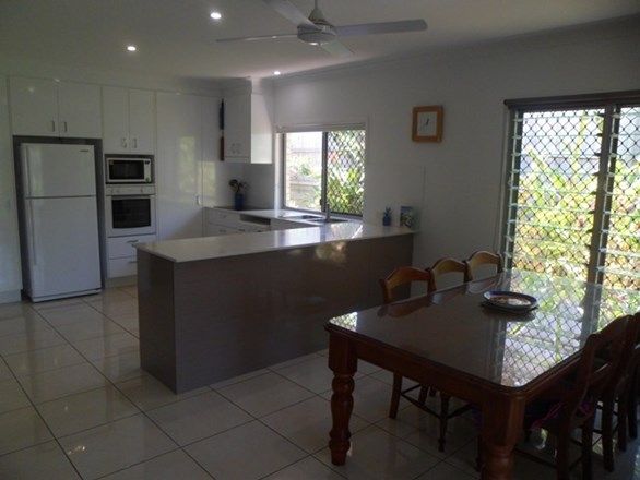 5 Mary Street, Caloundra QLD 4551, Image 2