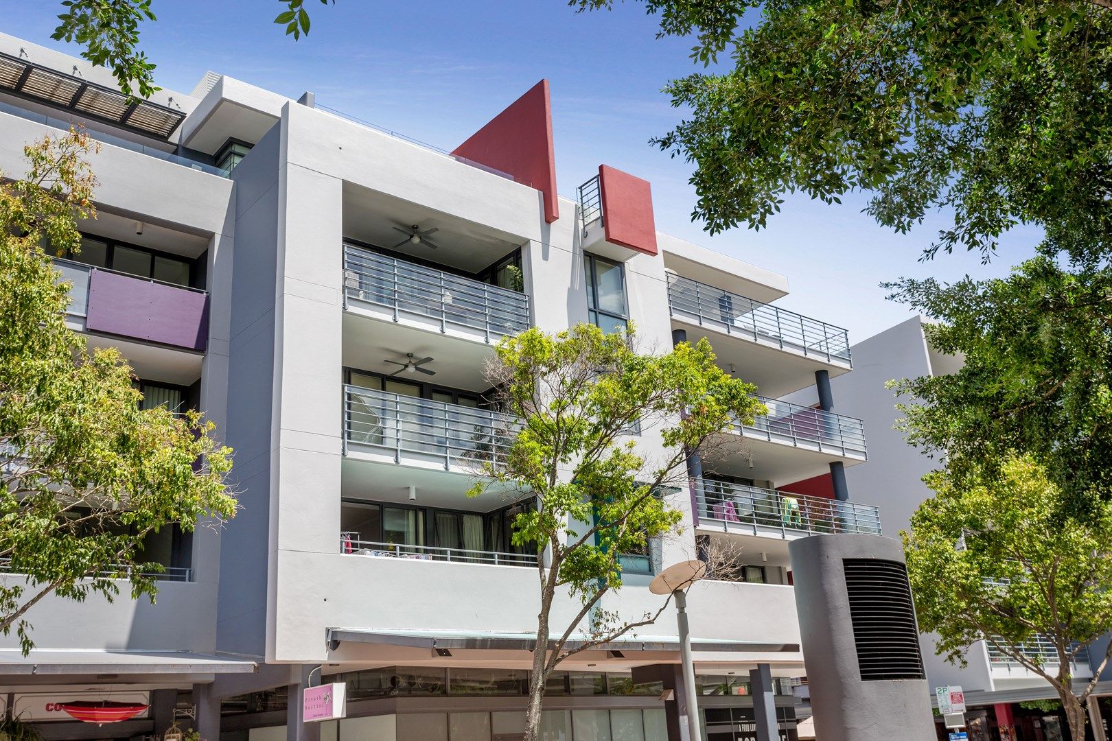 2118/180 Grey Street, South Brisbane Property History & Address