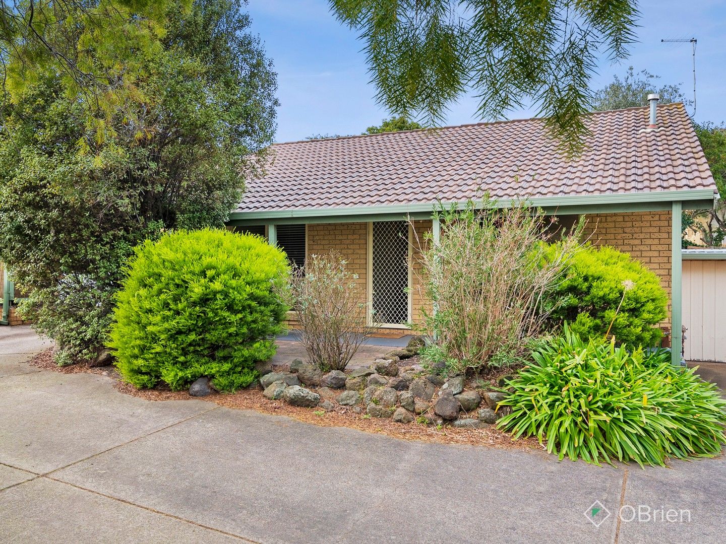 2/15 Lucerne Avenue, Mornington VIC 3931, Image 0