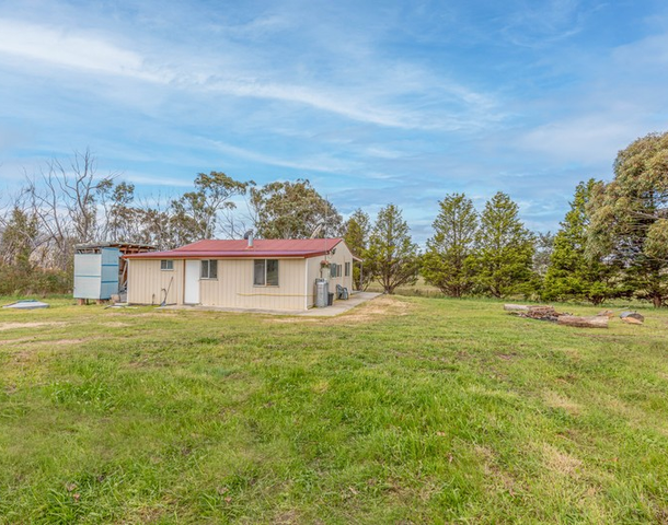 16 Camerons Road, Running Stream NSW 2850