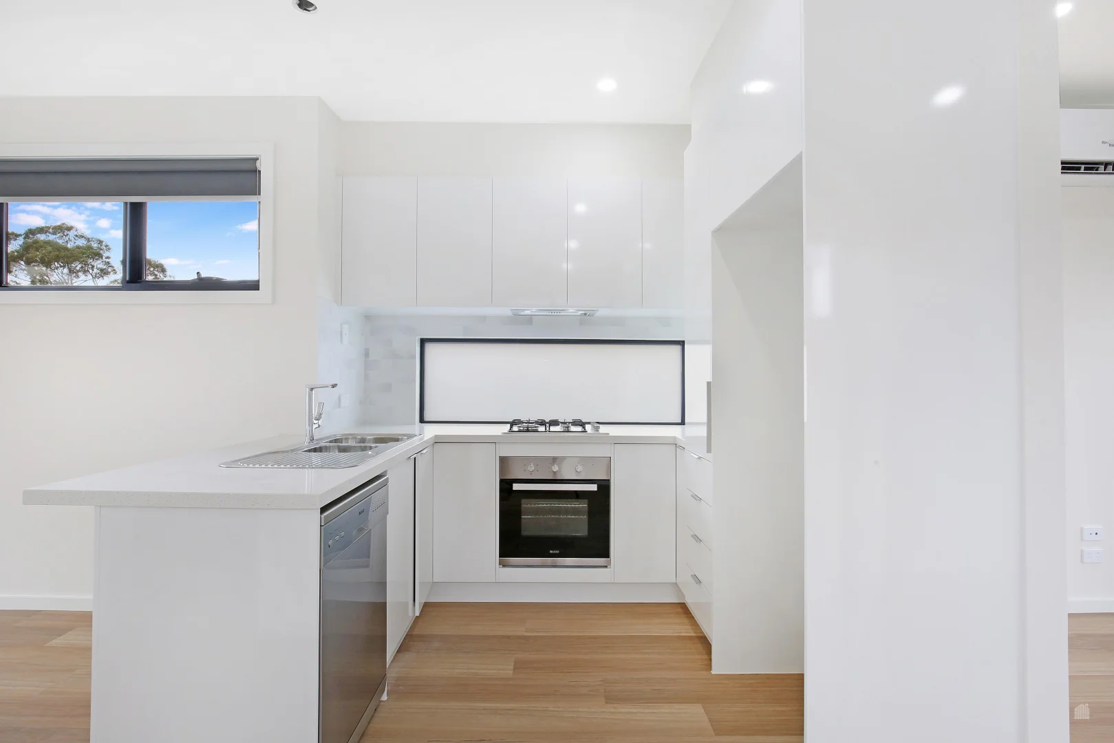 Additional image 3 of 4/138 Altona Street, Heidelberg West VIC 3081