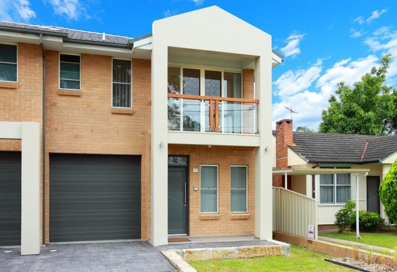 4 bedrooms Duplex in 23a Edward Street NORTHMEAD NSW, 2152