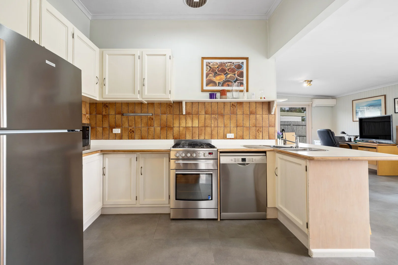 Additional image 5 of 70 Evesham Road, Cheltenham VIC 3192