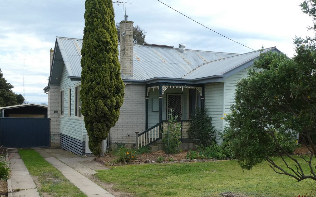 11 Powerscourt Street, Maffra VIC 3860 House For Rent Domain