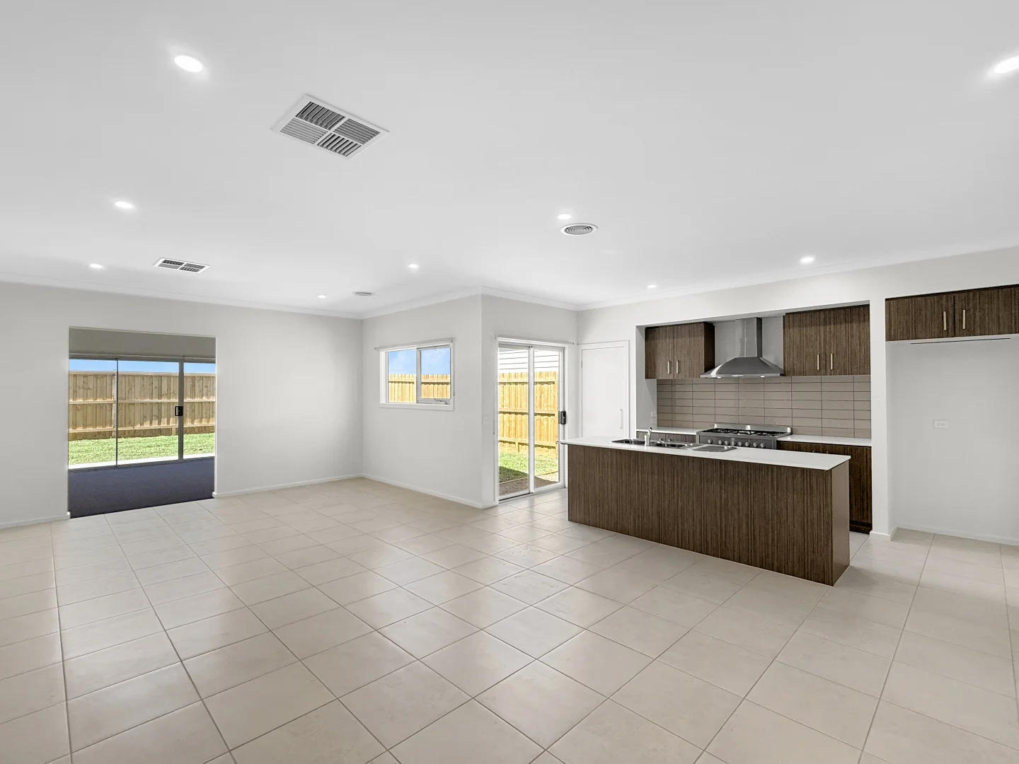 Additional image 5 of 10 Watchupga Street, Eynesbury VIC 3338