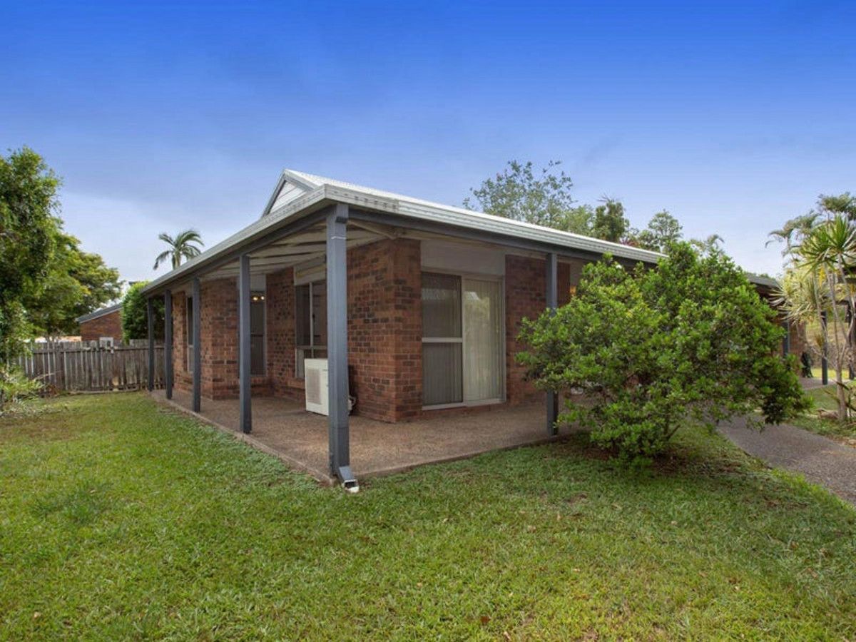 4 bedrooms House in 18 Tangmere Street CHAPEL HILL QLD, 4069