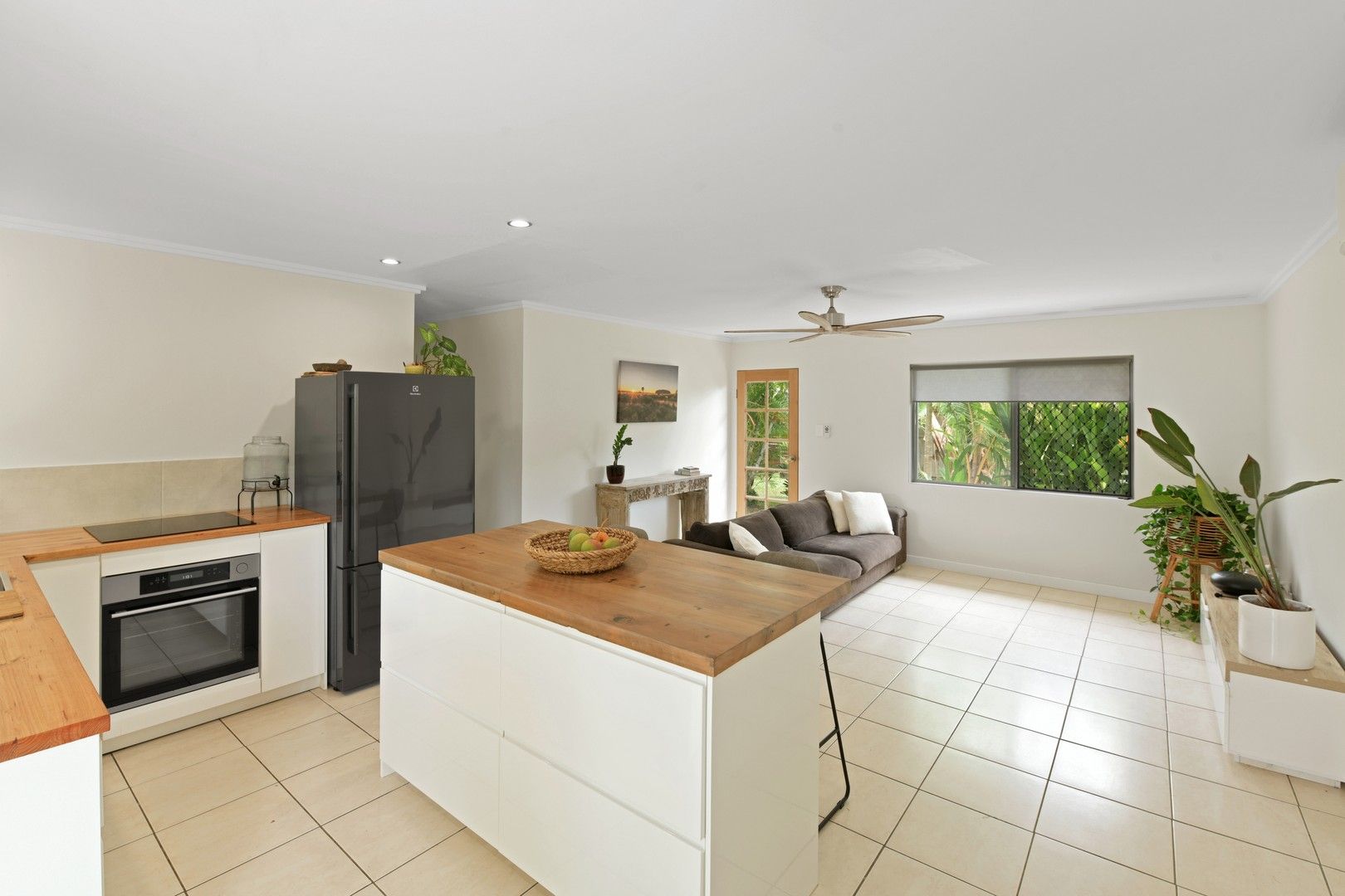 50 Periwinkle Avenue, Trinity Beach QLD 4879, Image 0