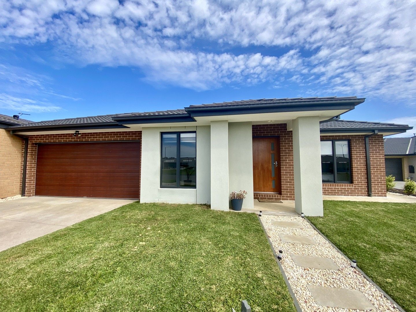 4 bedrooms House in 6 Rodgers Court CHARLEMONT VIC, 3217