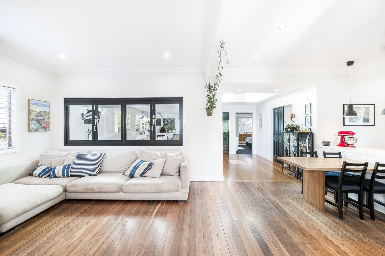 4 bedrooms House in 18 Durbar Avenue KIRRAWEE NSW, 2232