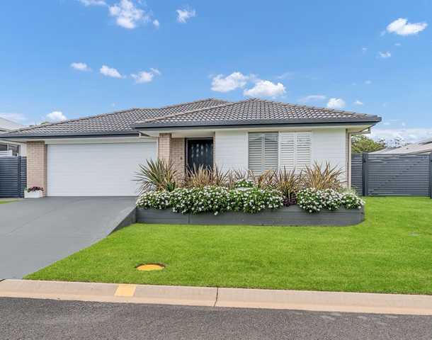 12 Masters Street, Thrumster NSW 2444