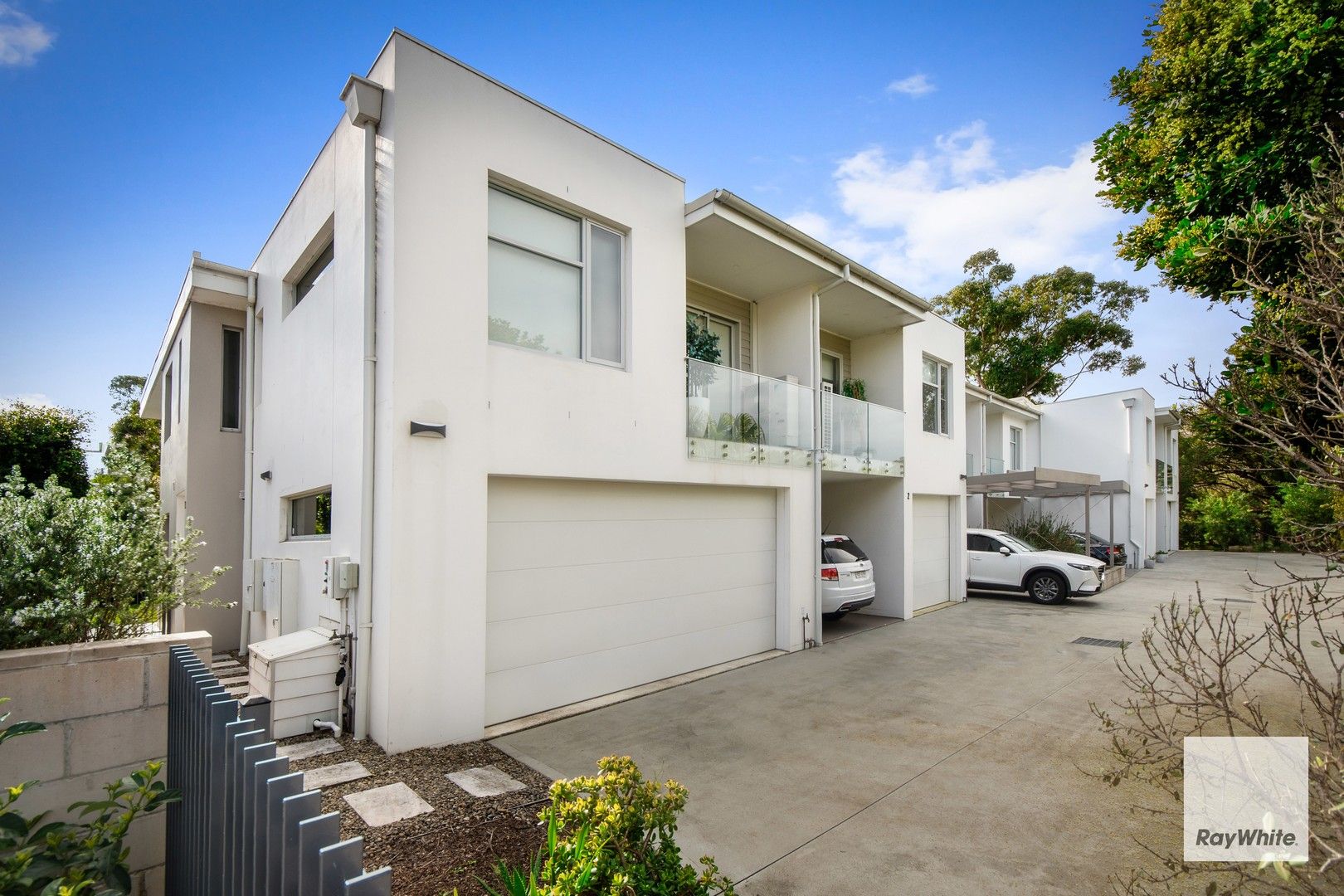 3 bedrooms Townhouse in 1/105 Denman Avenue WOOLOOWARE NSW, 2230
