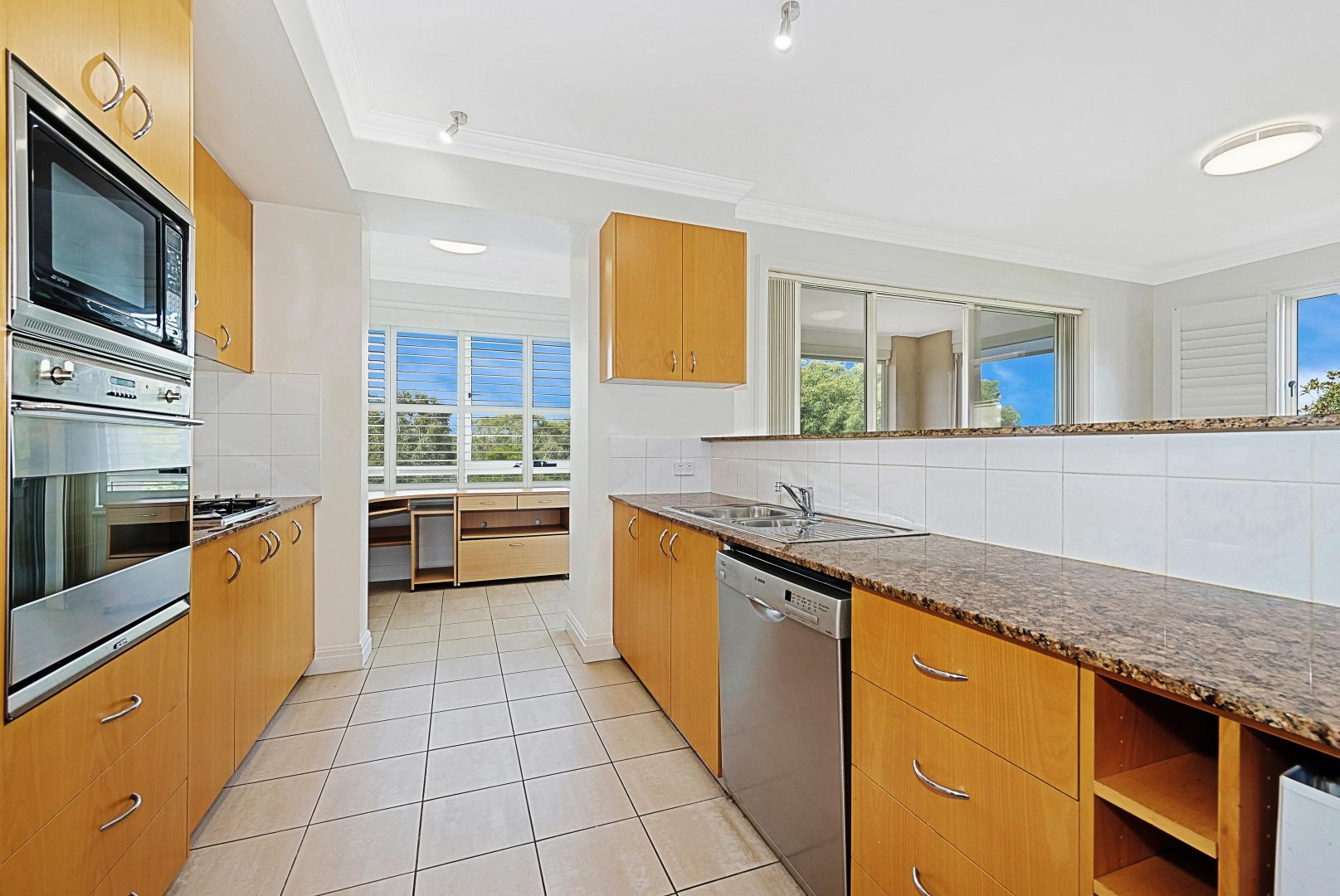 201/6 Karrabee Avenue, Huntleys Cove NSW 2111, Image 2