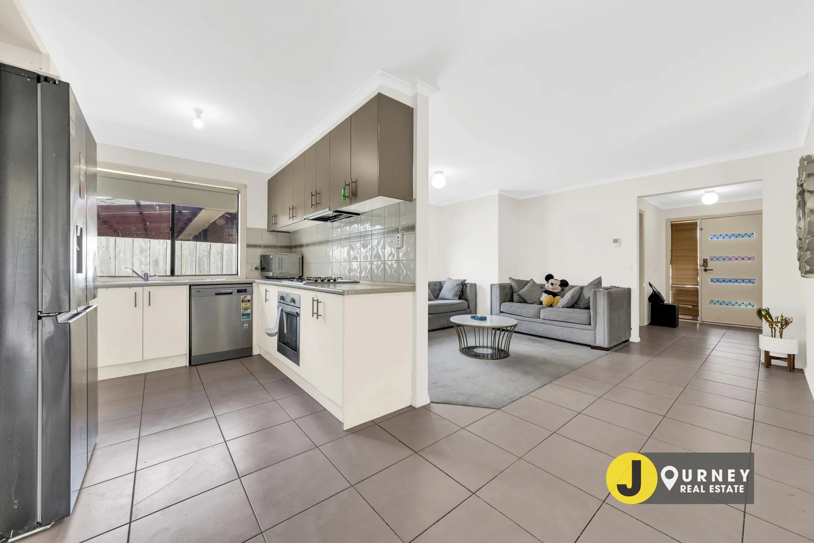 Additional image 5 of 10 Gray Street, Cranbourne North VIC 3977