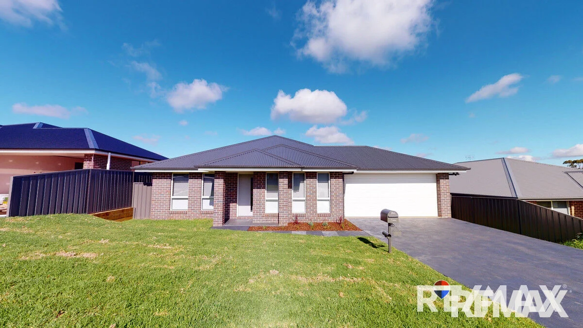 8 Cuttle Court, Junee NSW 2663