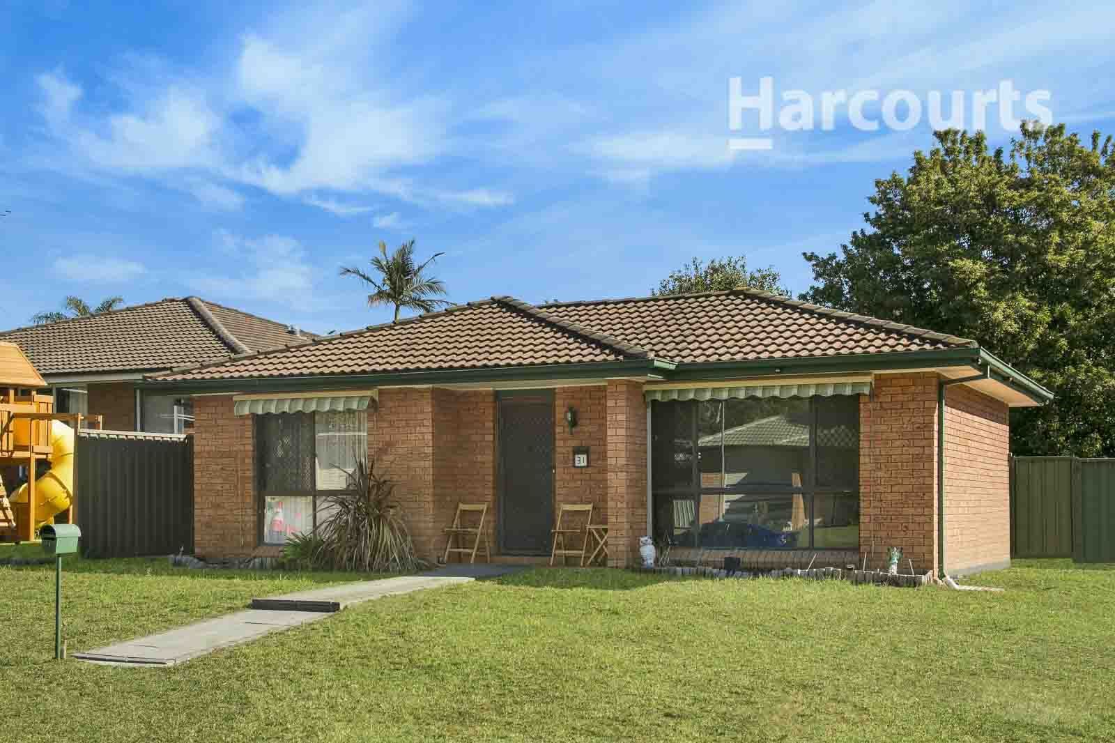 31 Cuscus Place, St Helens Park NSW 2560