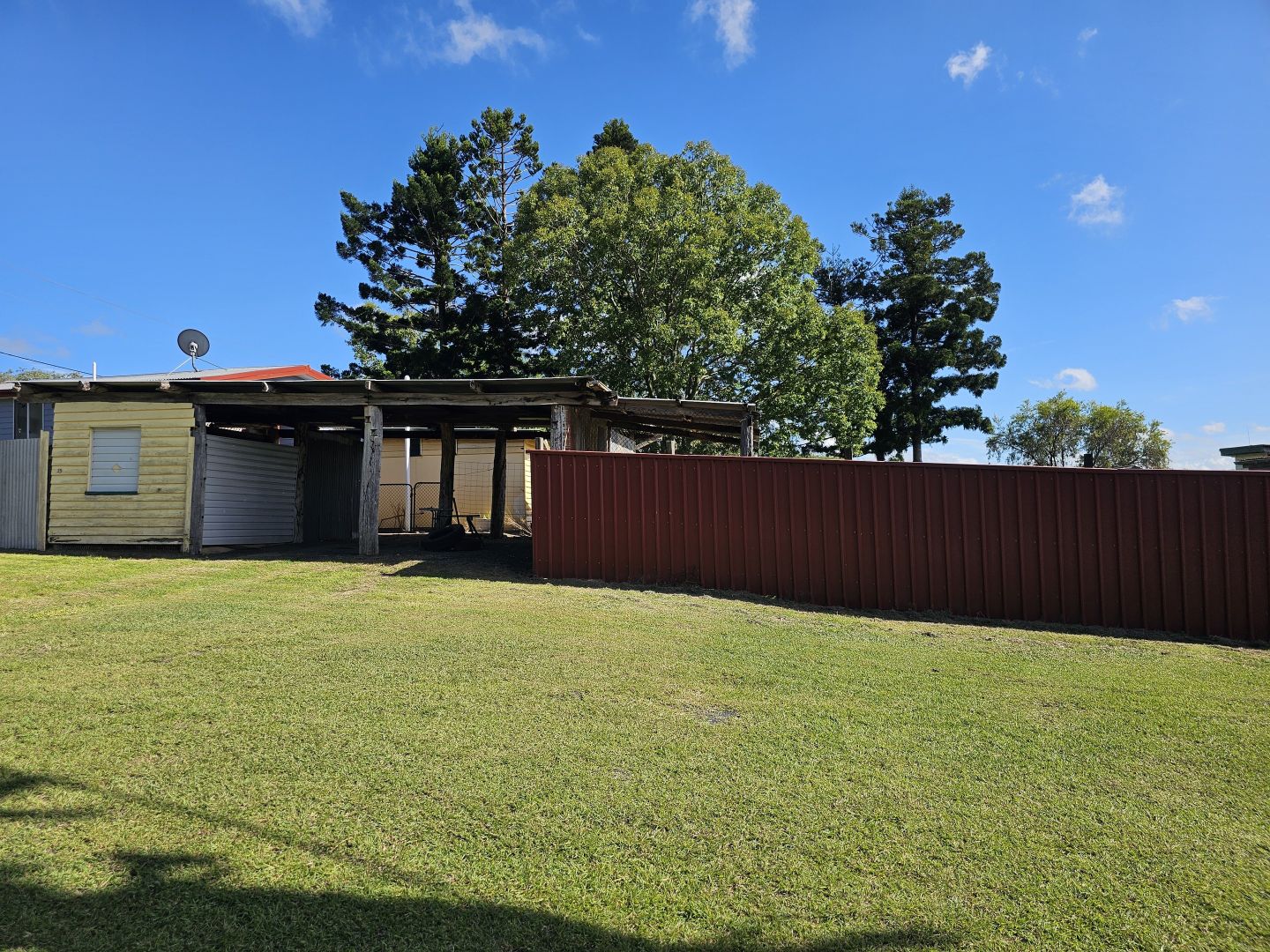 35 Pine Street, Kalpowar QLD 4630, Image 1