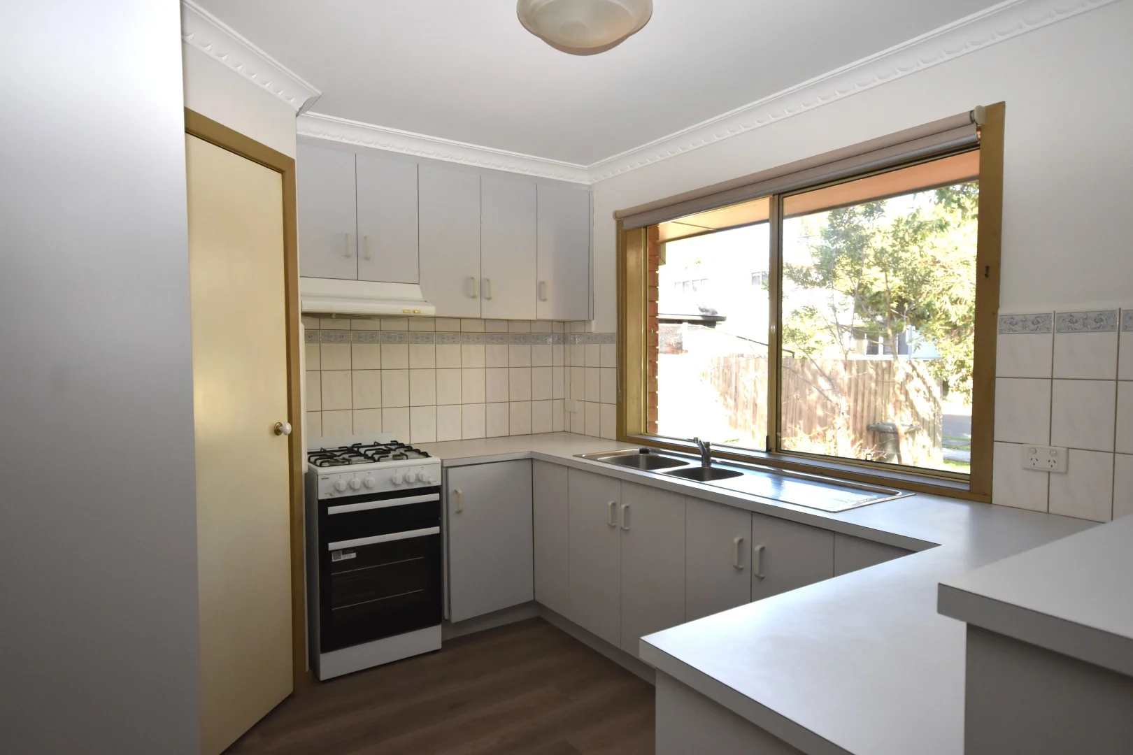 Additional image 2 of 1/6 Mount View Parade, Mooroolbark VIC 3138