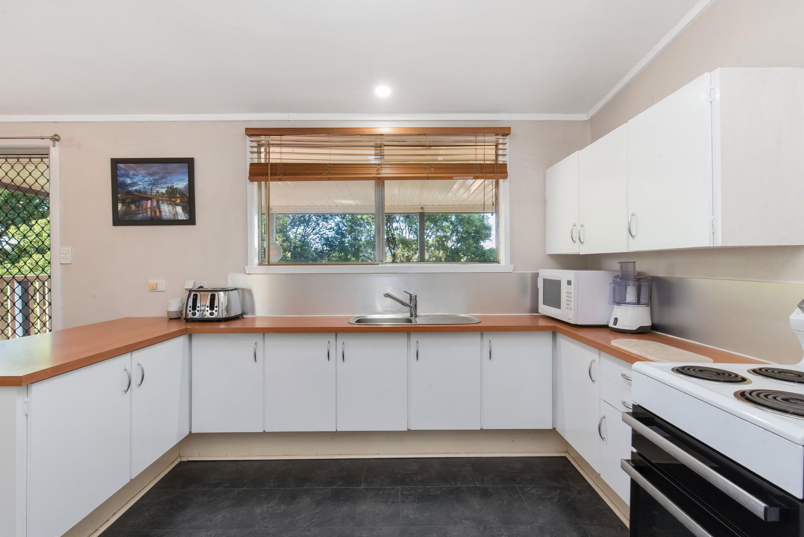 55 Illuta Avenue, Ferny Hills QLD 4055, Image 1