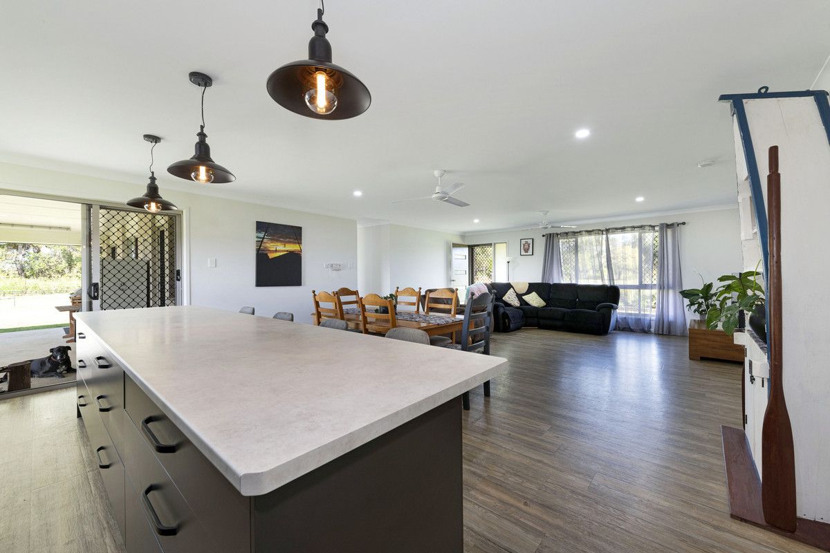 806 Gooburrum Road, Welcome Creek QLD 4670, Image 2