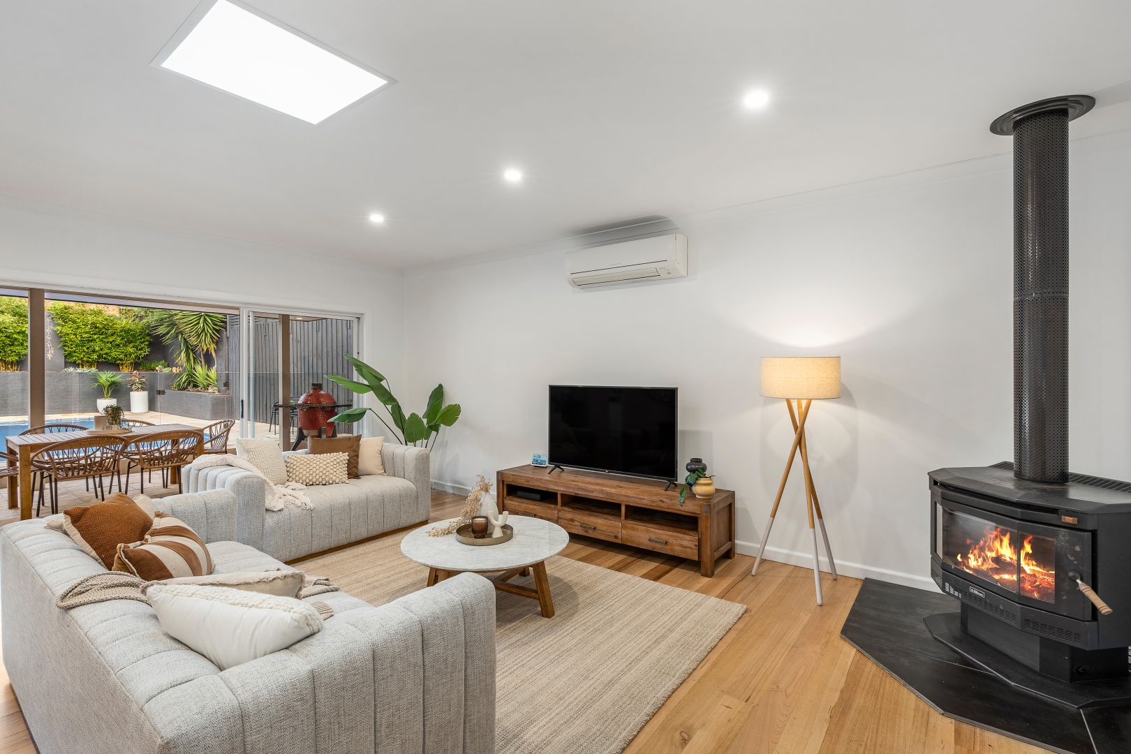 60 Graham Road, Highett VIC 3190 - House For Rent - $1,500 | Domain
