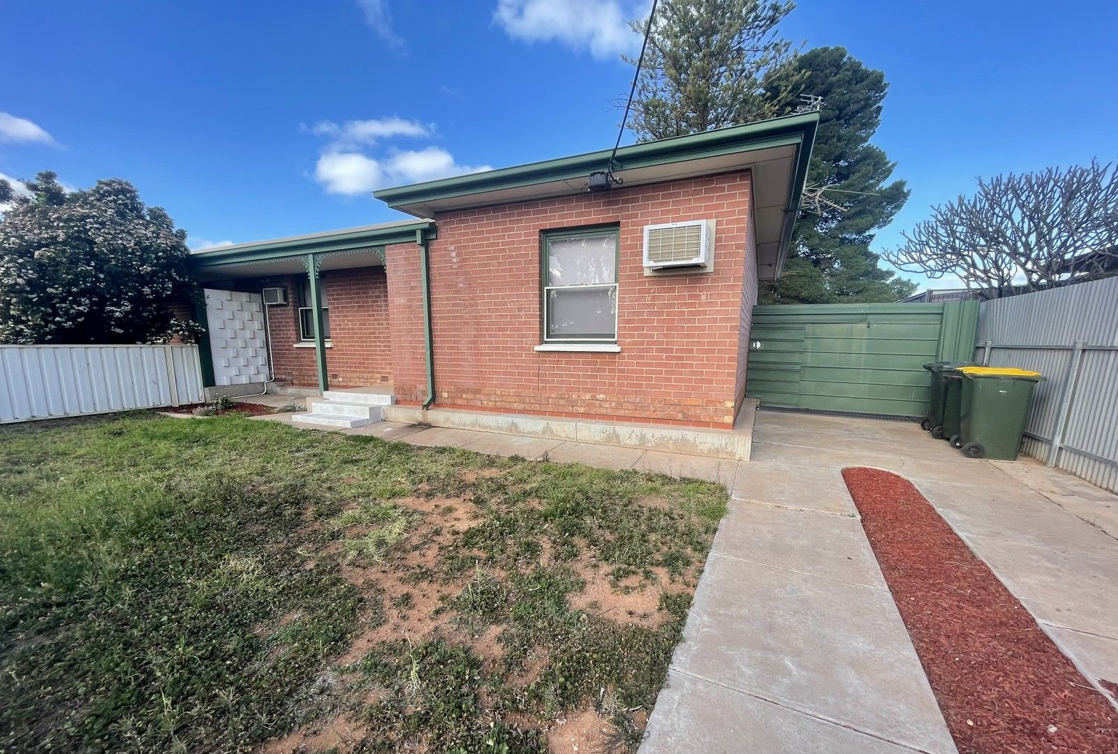 3 bedrooms House in 44 George Avenue WHYALLA NORRIE SA, 5608