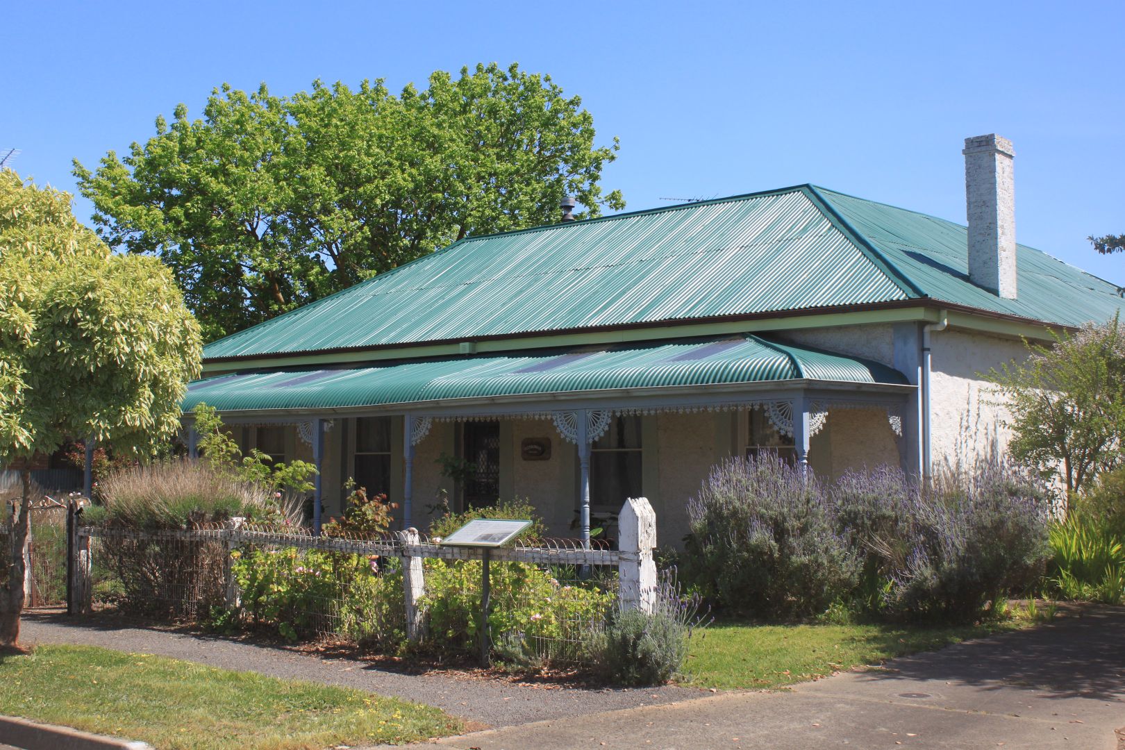 15-17 Bowden Street, Penola SA 5277, Image 1