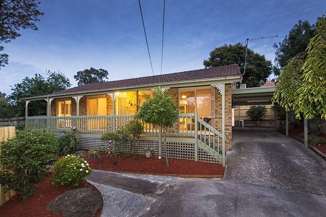 Picture of 2/8 Beaconsfield Road, BRIAR HILL VIC 3088