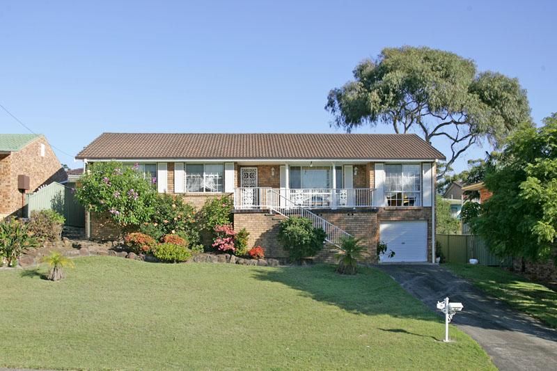 Property Report for 18 Waratah Street, Bateau Bay NSW 2261