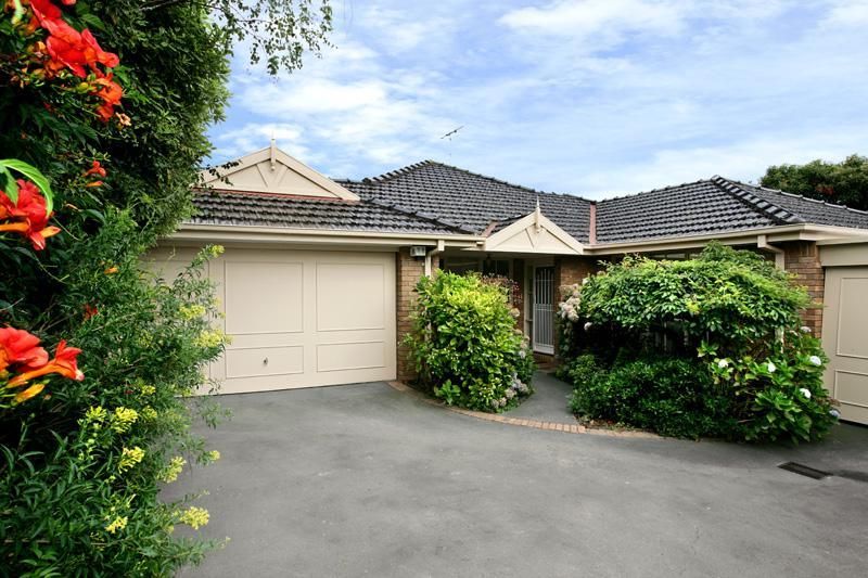 2/8 Heather Street, Balwyn North VIC 3104, Image 0