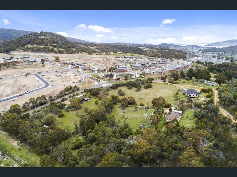 3 bedrooms House in 139 SUGARLOAF ROAD RISDON VALE TAS, 7016