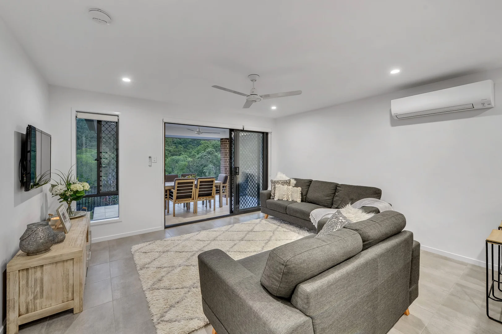 Cosgrove QLD 4818 photo 5
