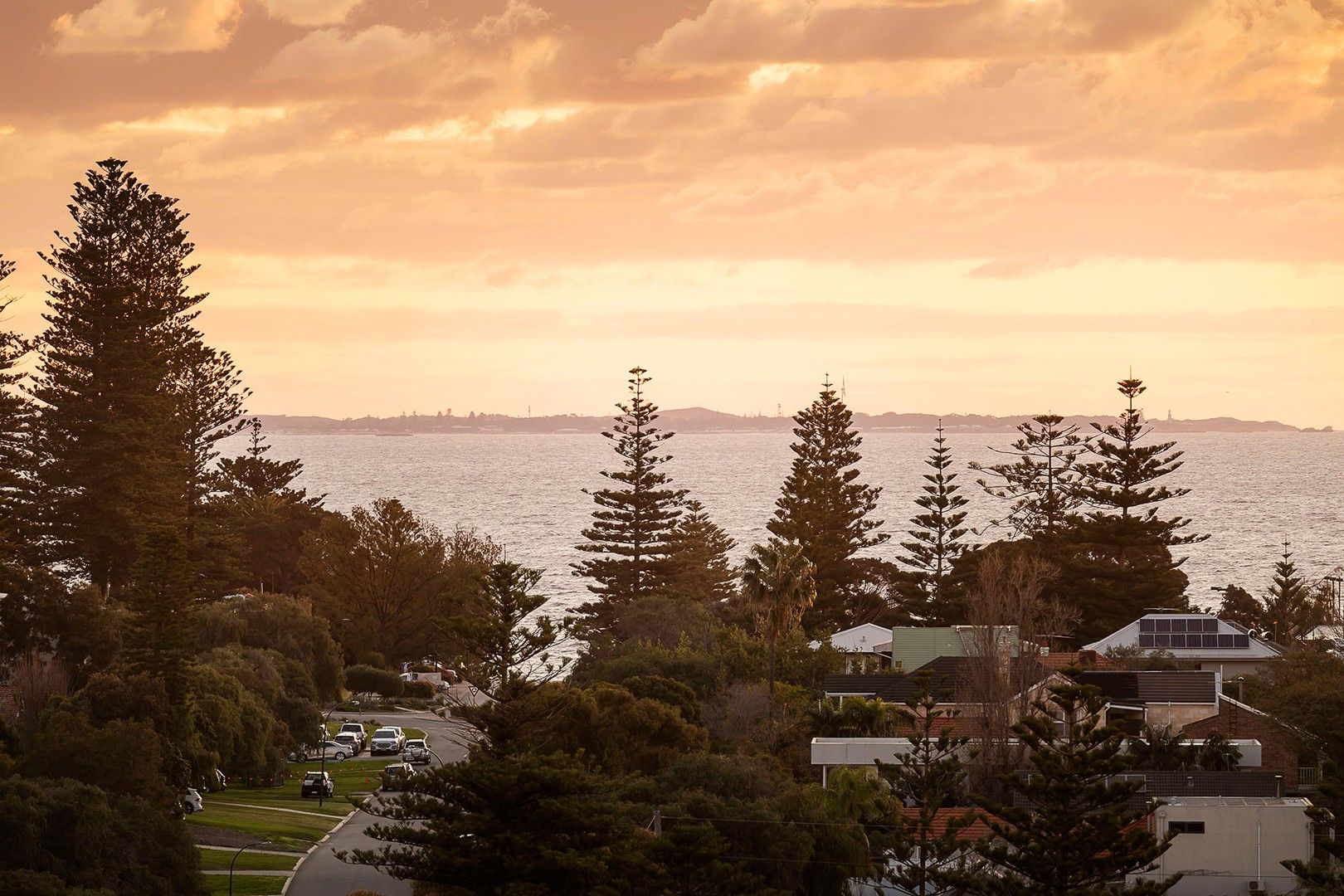 3 bedrooms Apartment / Unit / Flat in 702/1 Airlie Street CLAREMONT WA, 6010
