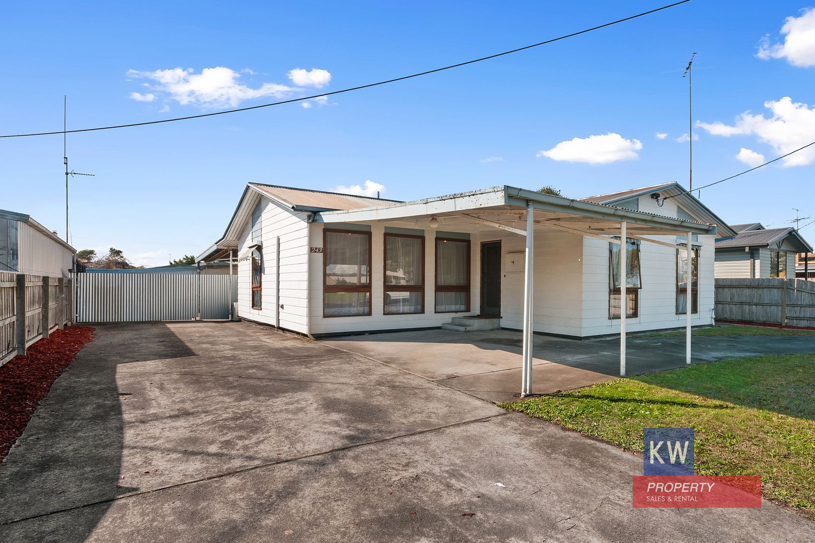 243 Old Sale Rd, Newborough VIC 3825, Image 1