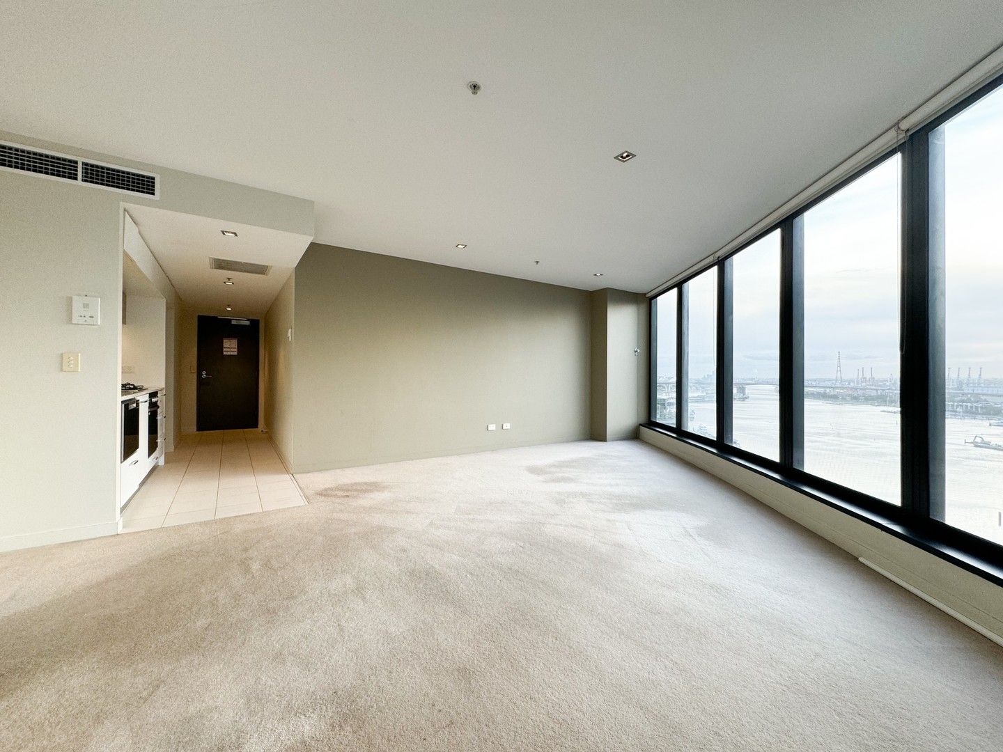 1 bedrooms Apartment / Unit / Flat in 1712/100 Harbour Esplanade DOCKLANDS VIC, 3008