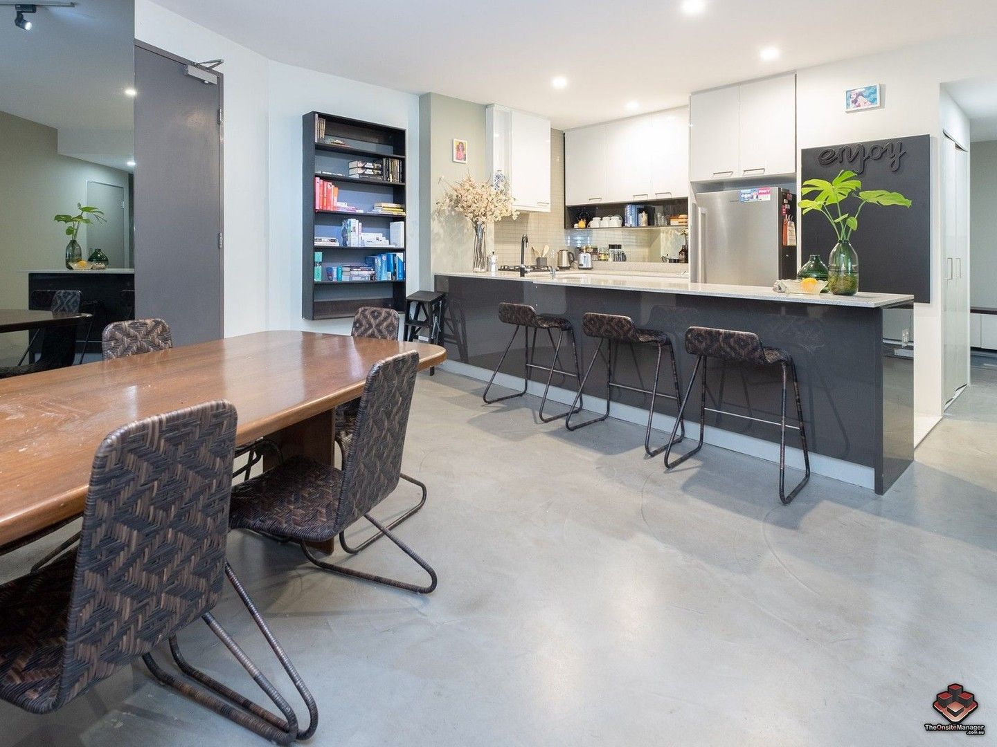 Newstead QLD 4006 3 beds apartment for Rent, 920/wk includes water