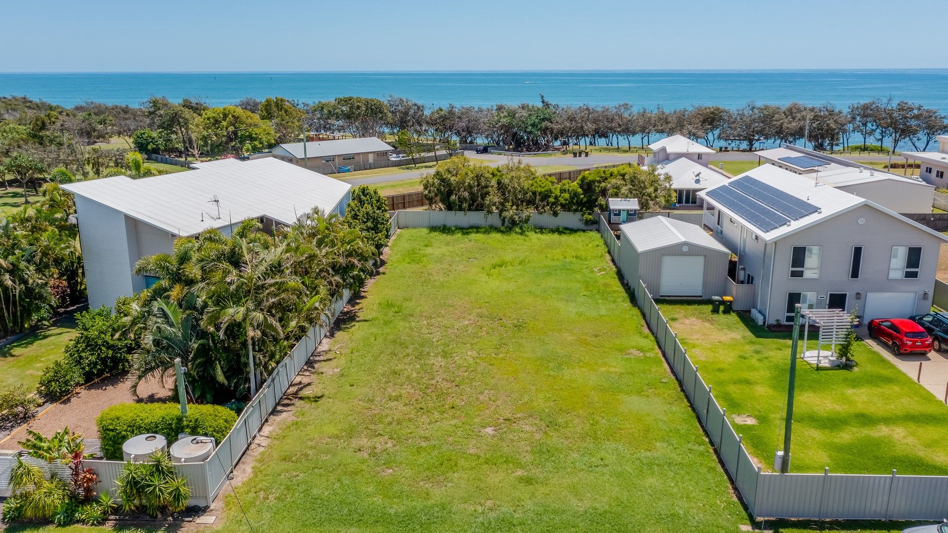 4 Hunter Street, Burnett Heads QLD 4670, Image 0