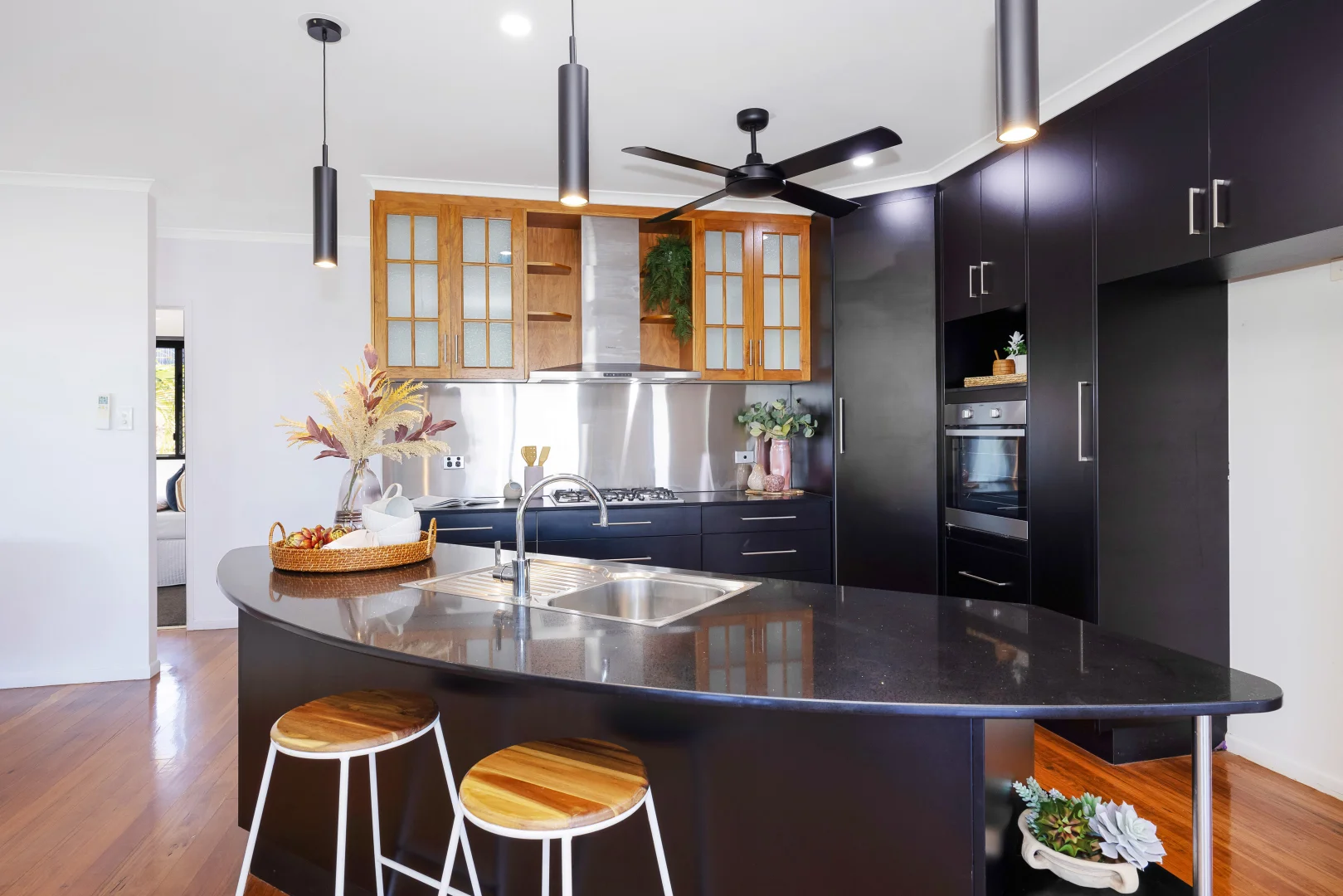 Additional image 5 of 11 Genesta Court, Bushland Beach QLD 4818