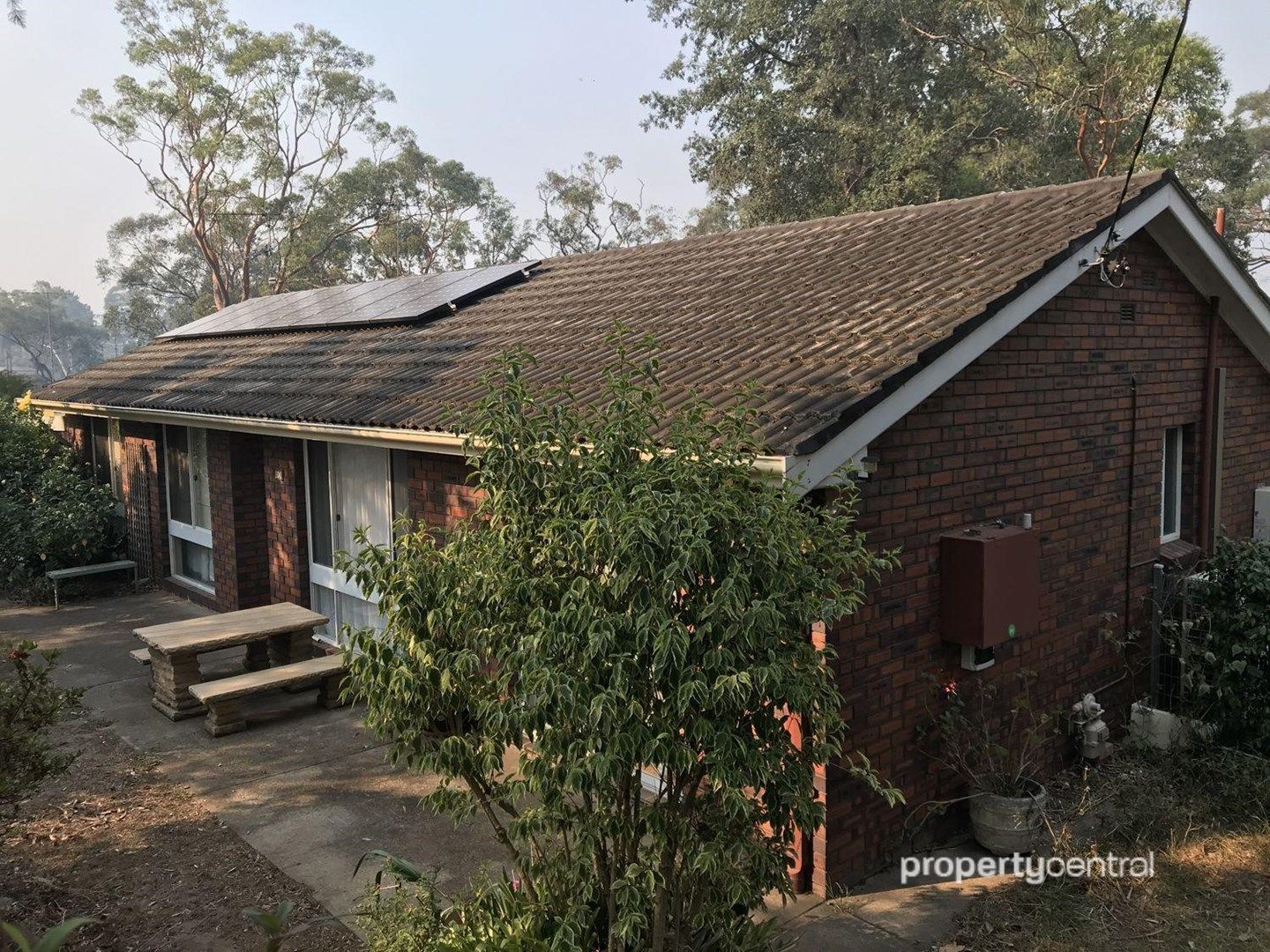 4 bedrooms House in 100 Ross Crescent BLAXLAND NSW, 2774