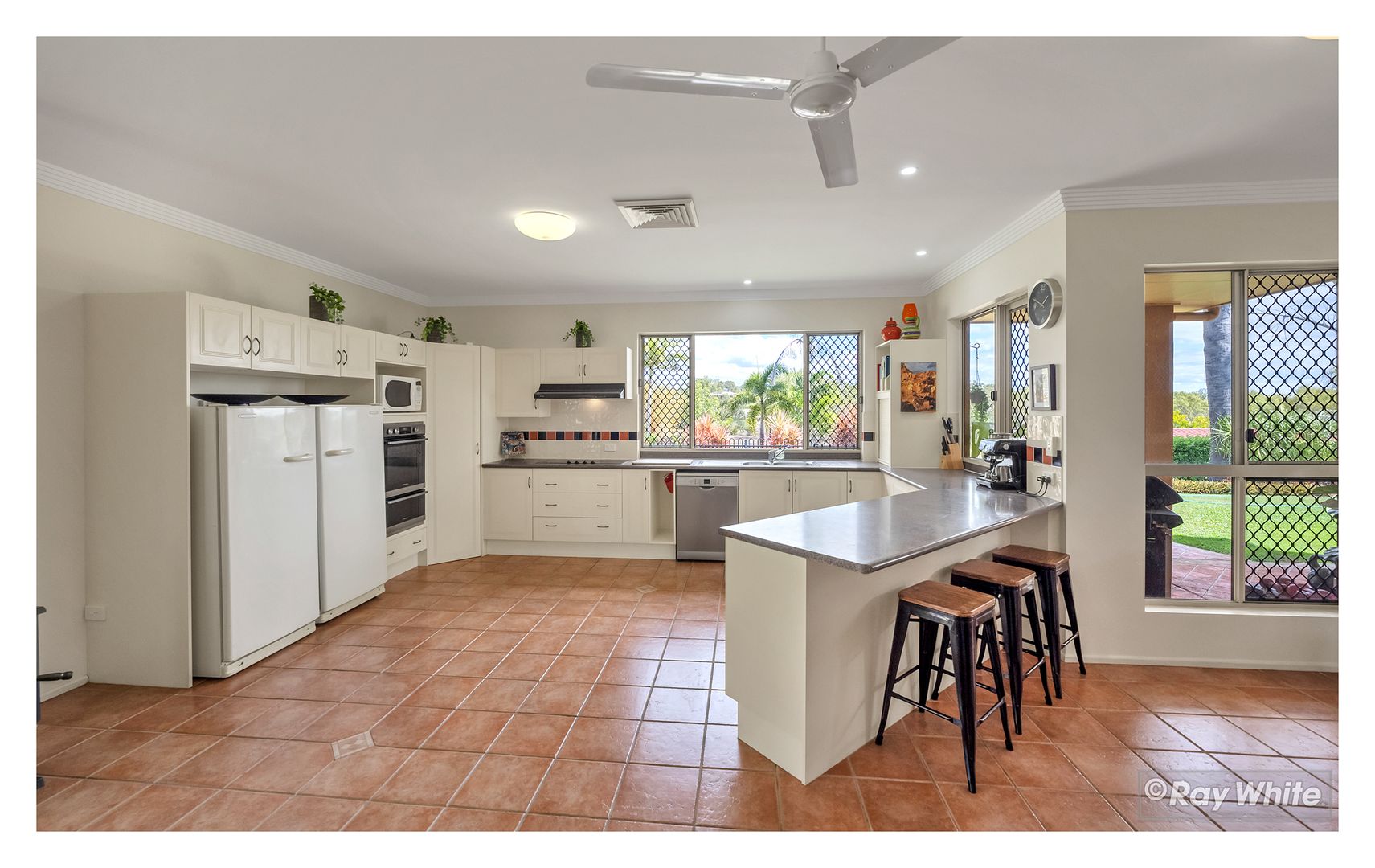 60-62 Angela Road, Rockyview QLD 4701, Image 2