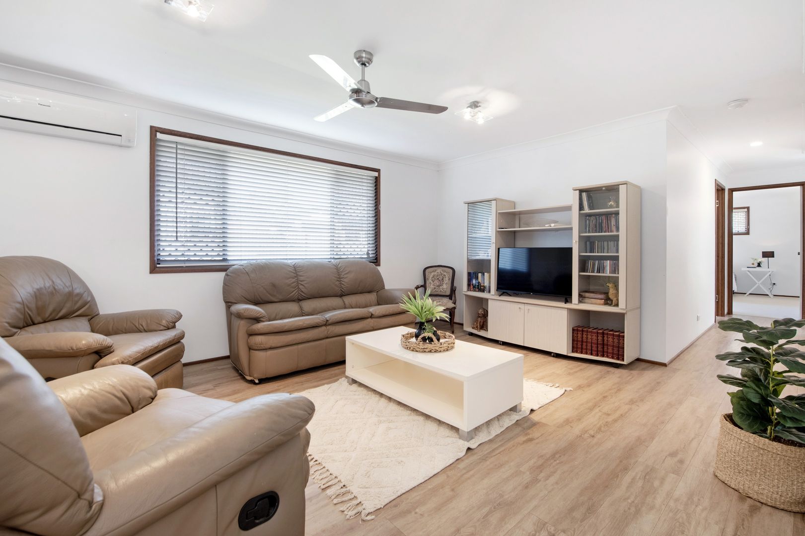 7 Yoolantie Crescent, Nerang QLD 4211, Image 2