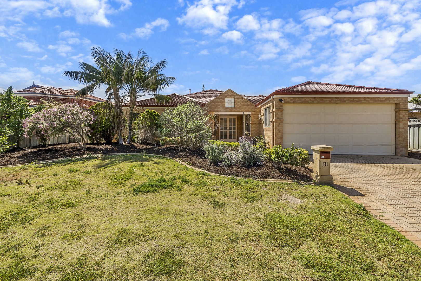 131 Secret Harbour Boulevard, Secret Harbou Property History
